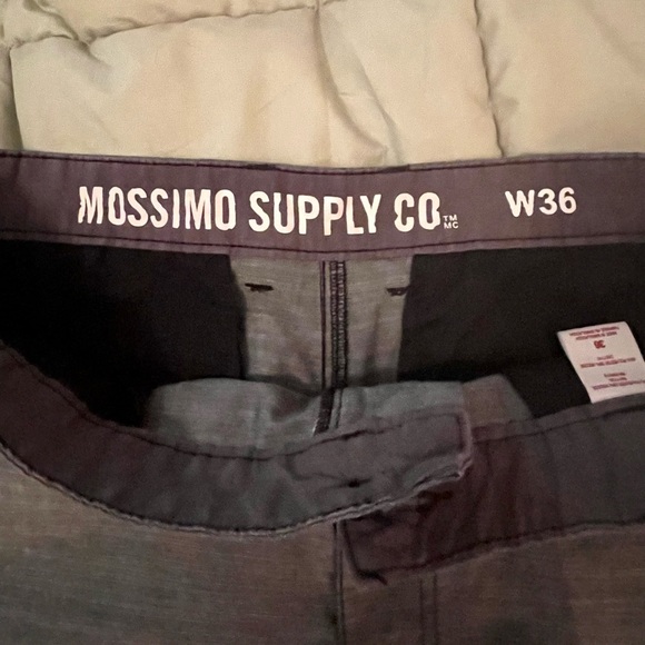 Men's Mossimo Supply Co. Shorts size 36 waist - Picture 6 of 7